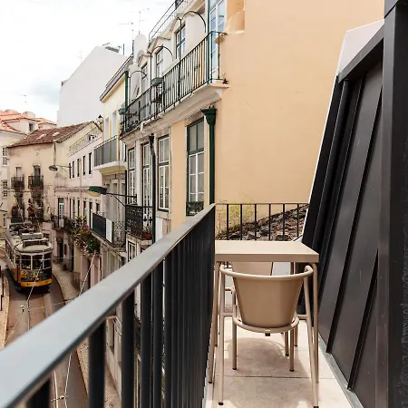 Dear - Living House Bed & Breakfast Lissabon